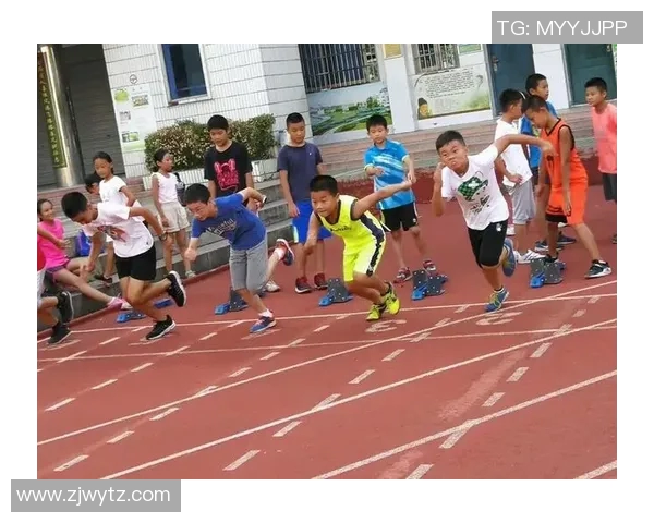 吴丽专访：从绿茵场到人生舞台的精彩历程回顾与展望